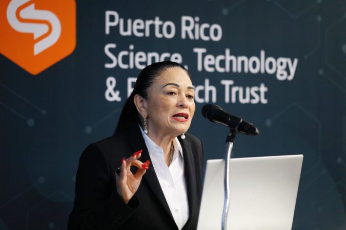 Dra. Gloria Bonilla-Santiago