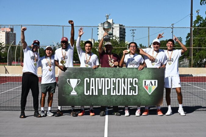 Delfines de Sagrado conquistan el bicampeonato en el tenis universitario