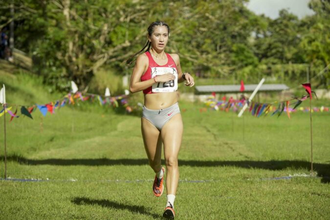 Taínas de la UAGM buscan revalidar en campo traviesa