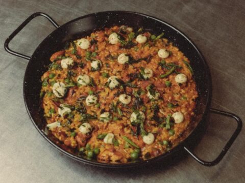 Abre Bar Celis, nuevo concepto culinario en Caguas Paella