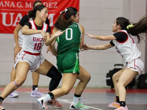 LAI: Favoritos abren con triunfo en semifinales