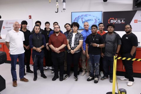 Nuevo programa conecta estudiantes con empleos automotrices Technical Education College Support