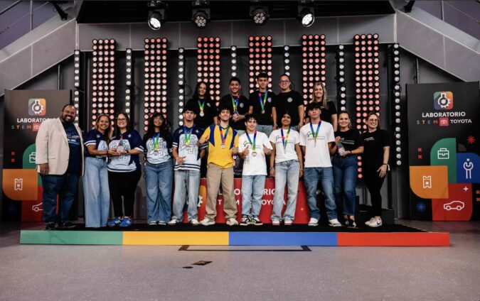 Estudiantes destacan en final STEM de Toyota Estudiantes destacan en final STEM de Toyota