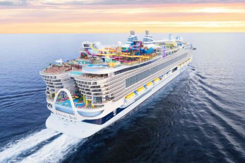 Royal Caribbean llevará el Legend of the Seas a Ponce con dos escalas Legend of the Seas