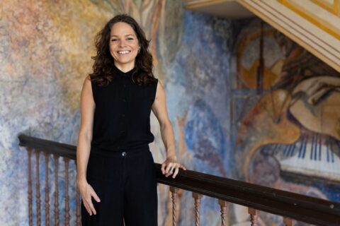 Profesora Rocío Zambrana de la UPR Río Piedras recibe beca de la American Council