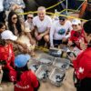 Liberan las primeras tortugas marinas de la temporada en la playa de Condado Participantes de la iniciativa ambiental acompañan la liberación de las primeras tortugas marinas de la temporada en Condado.