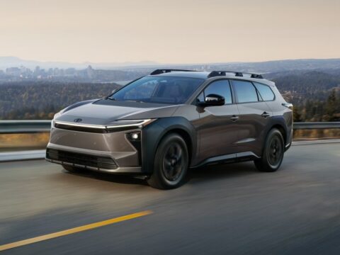 Reseña: Cómo aprendí a conducir un auto eléctrico con la Toyota bZ Woodland 2026 Toyota bZ Woodland 2026