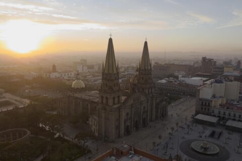 Guadalajara será sede de Latin America’s 50 Best Restaurants 2026 Vista aérea de la Catedral de Guadalajara.