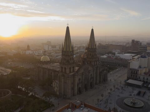 Guadalajara será sede de Latin America’s 50 Best Restaurants 2026 Vista aérea de la Catedral de Guadalajara.