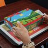 Taco Maker convierte su Munchie Box en una pieza de arte inspirada en Puerto Rico Munchie Box “Frescura de Aquí” de Taco Maker con una ilustración creada por la artista puertorriqueña Laurísima.