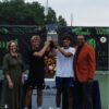Yannik Álvarez celebra su campeonato de dobles Boys’ 18s