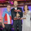 National Ceiba Award reconoce las trayectorias de Anthony Ramos, “Cucco” Peña y Justina Machado Anthony Ramos, Ángel “Cucco” Peña y Justina Machado, homenajeados con el National Ceiba Award durante la Anthony Ramos, Ángel “Cucco” Peña y Justina Machado, homenajeados con el National Ceiba Award durante la Gala Raíces 2026.Anthony Ramos, Ángel “Cucco” Peña y Justina Machado, homenajeados con el National Ceiba Award durante la Gala Raíces 2026.